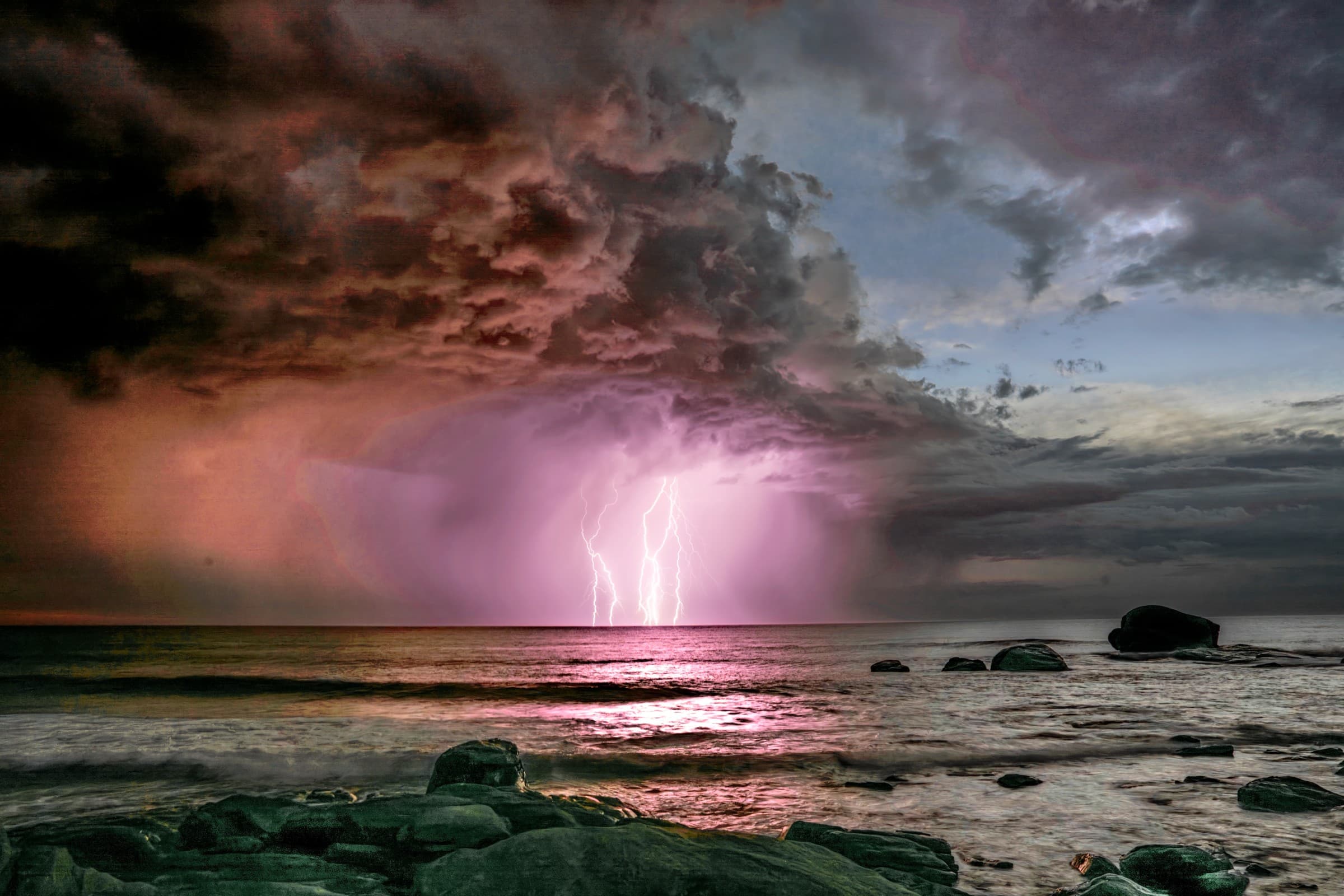 Redgate Lightning